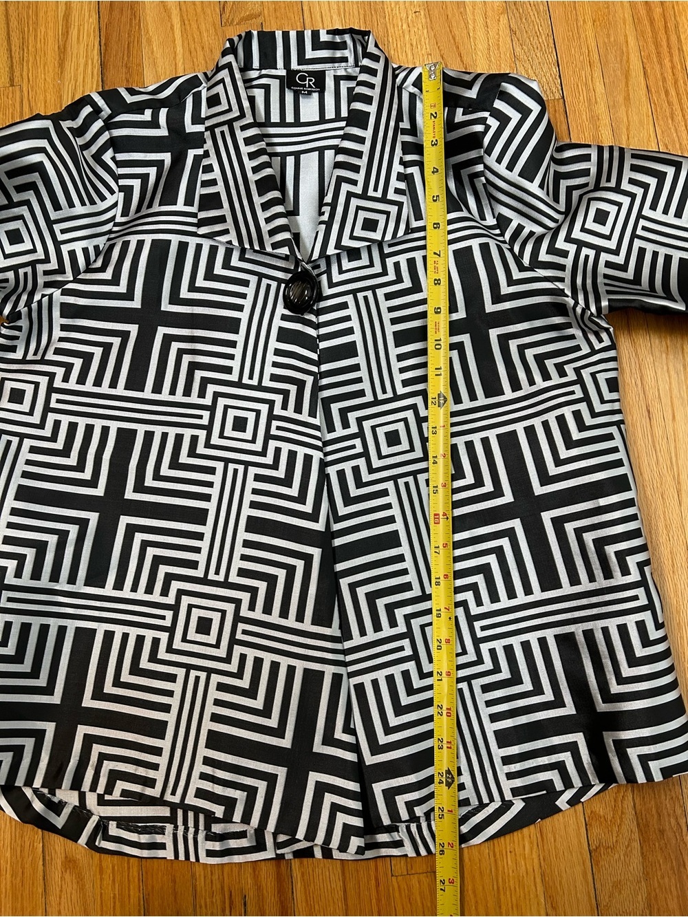 Connie Roberson Black and White Geometric Button Jacket - Picture 7 of 7